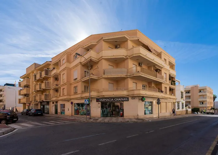 Appartamento Torrecilla Urban - Modern With Rooftop Pool