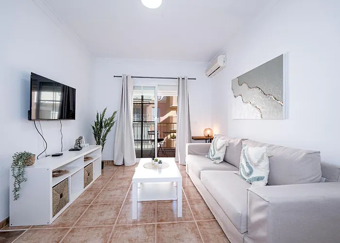 Torrecilla Urban - Modern With Rooftop Pool Nerja