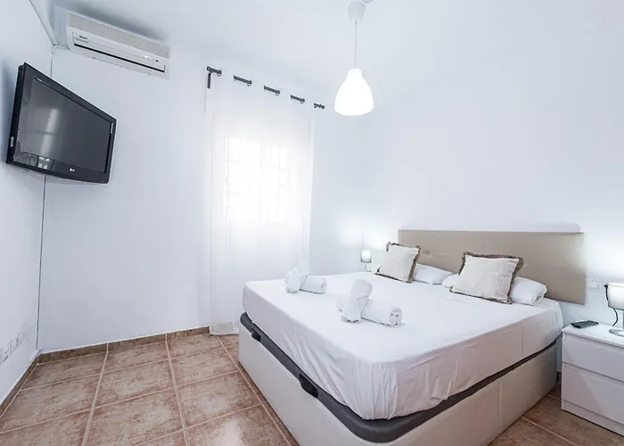 Torrecilla Urban - Modern With Rooftop Pool Apartamento Nerja